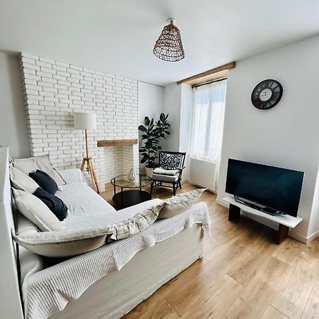 Appartement Cottage Au Coeur De Nemours Eksteriør billede
